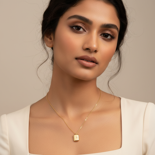 Minimal Rectangle Pendant Necklace for Women